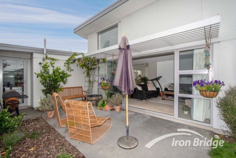 12/93 Packe Street, Edgeware, Christchurch - Carousel 11