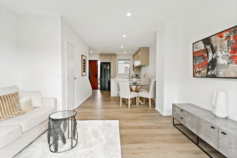 12 Maea Lane, Mount Roskill, Auckland - Carousel 1