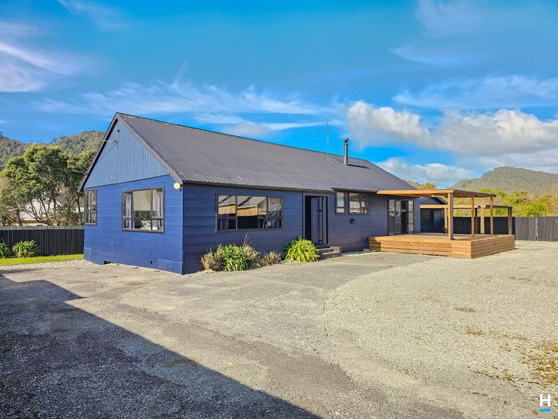 39 Firth Street, Cobden, Greymouth - Carousel 1