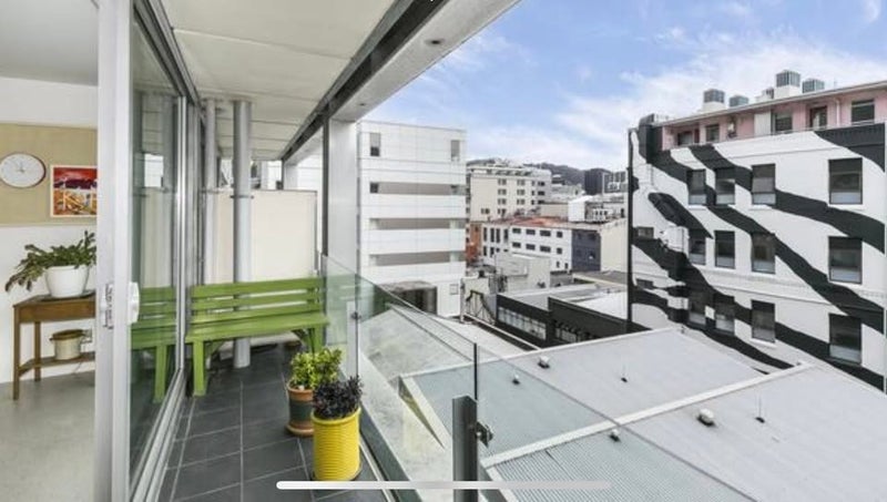 33/72 Tory Street, Te Aro, Wellington - Carousel 1
