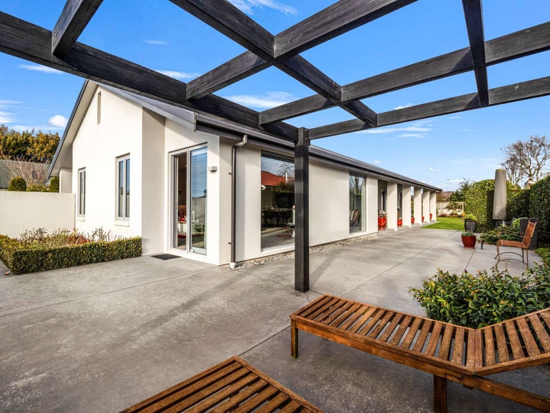 87 Racecourse Road, Allenton, Ashburton - Carousel 1