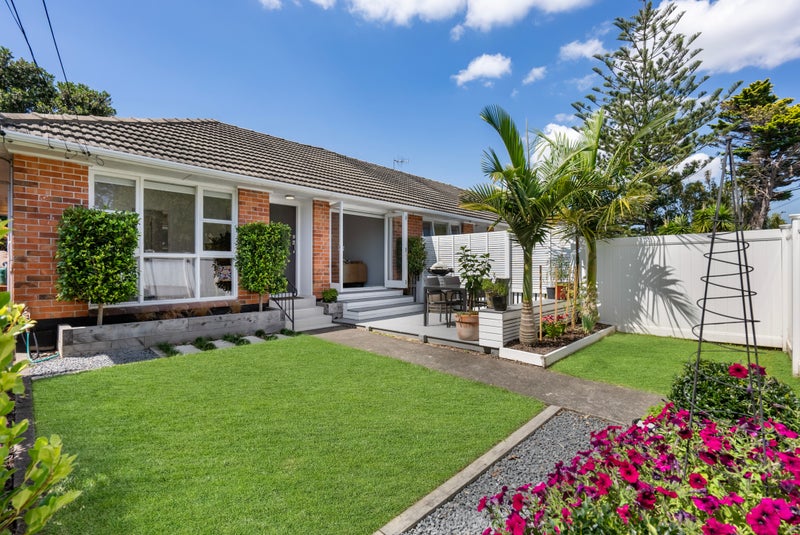 37A Temple Street, Meadowbank, Auckland - Carousel 1