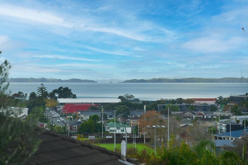 17 Stapleford Crescent, Browns Bay, Auckland - Carousel 13