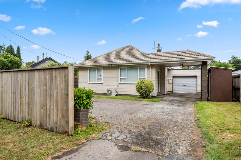 44 Sunset Road, Mangakakahi, Rotorua - Carousel 1