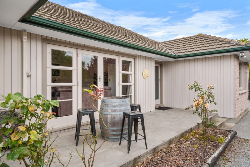 23 Fairmile Place, Russley, Christchurch - Carousel 1