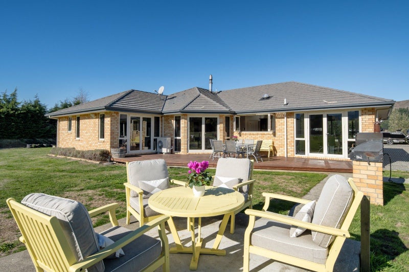 6 Cooper Street, Blenheim - Carousel 1