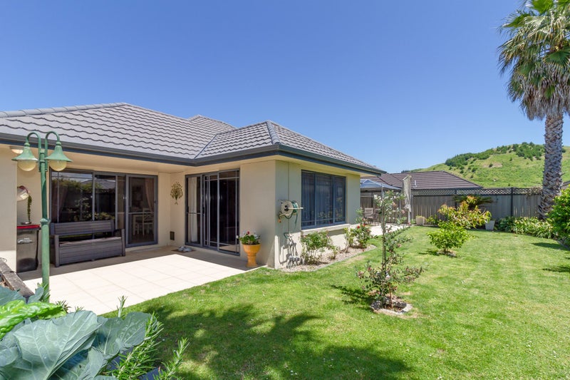 25 Pinotage Drive, Greenmeadows, Napier - Carousel 2