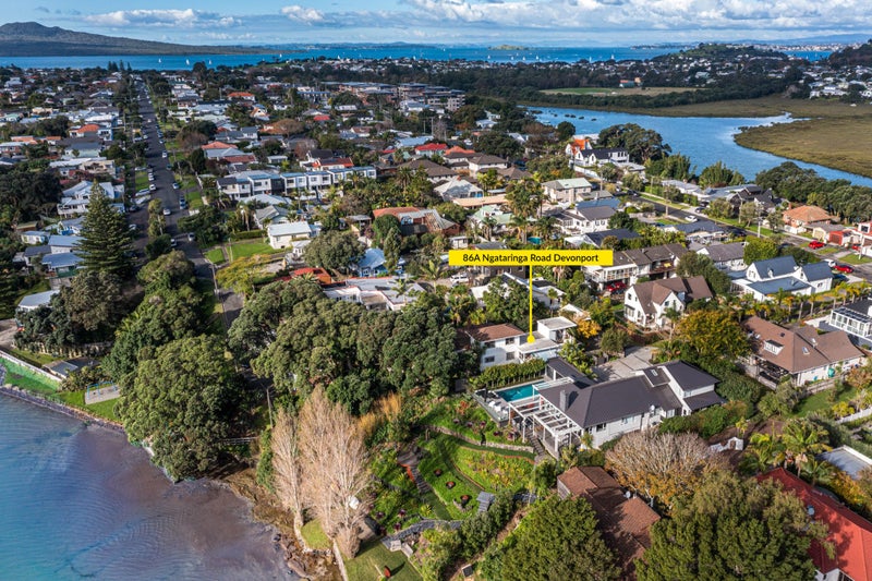 86A Ngataringa Road, Devonport, Auckland - Carousel 1