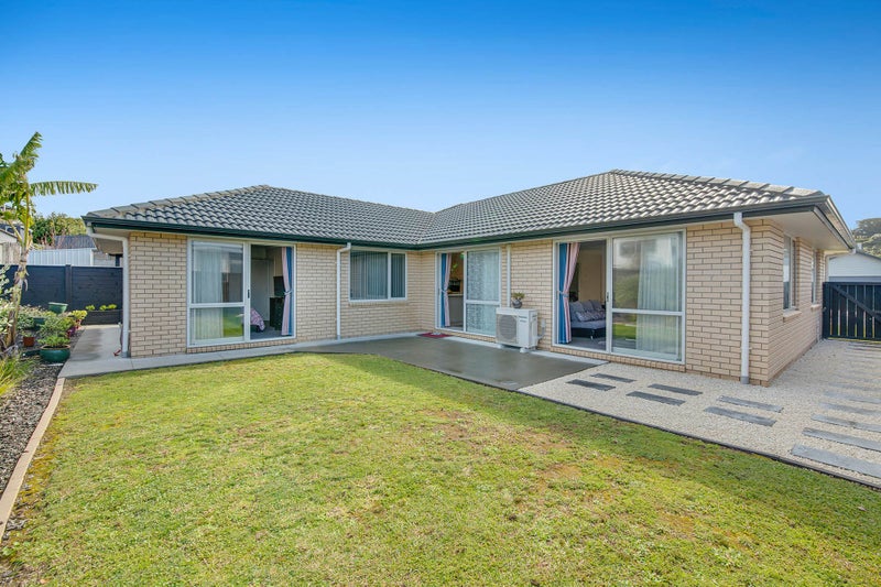 17 Trevally Place, Snells Beach, Snells Beach - Carousel 1