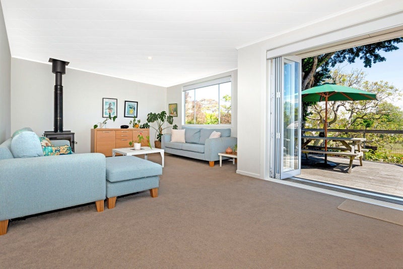54 Stout Street, Whataupoko, Gisborne - Carousel 1