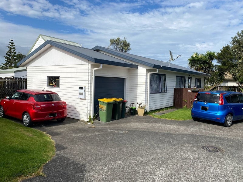 30 Barneys Farm Road, Clendon Park, Auckland - Carousel 1