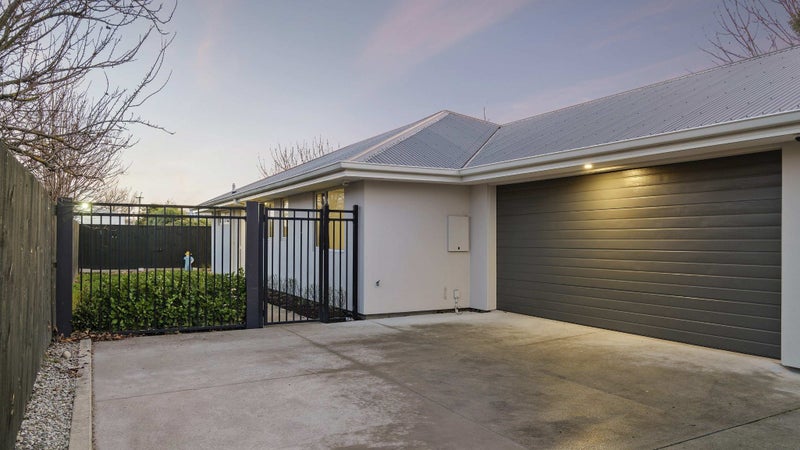 8A Norwich Street, Linwood, Christchurch - Carousel 1