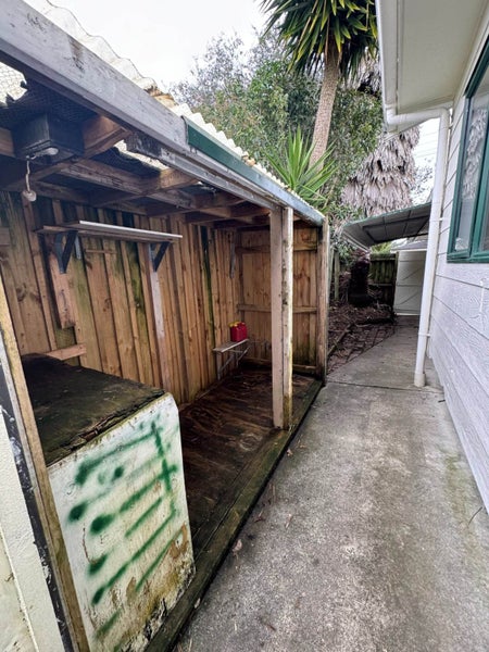 3A Mawney Road, Henderson, Auckland - Carousel 17