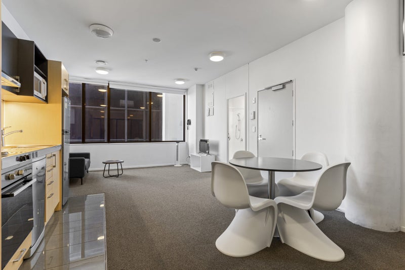 306/17 PUTNEY WAY, Manukau, Auckland - Carousel 1