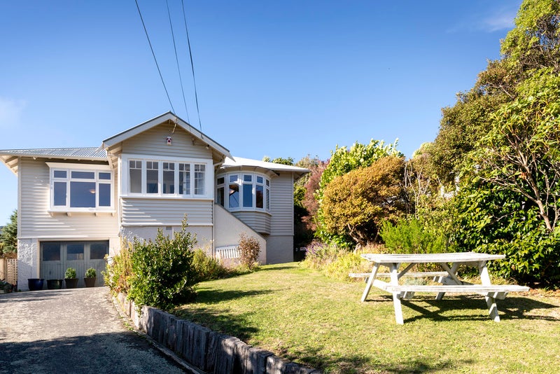 11 Orari Street, Ngaio, Wellington - Carousel 1