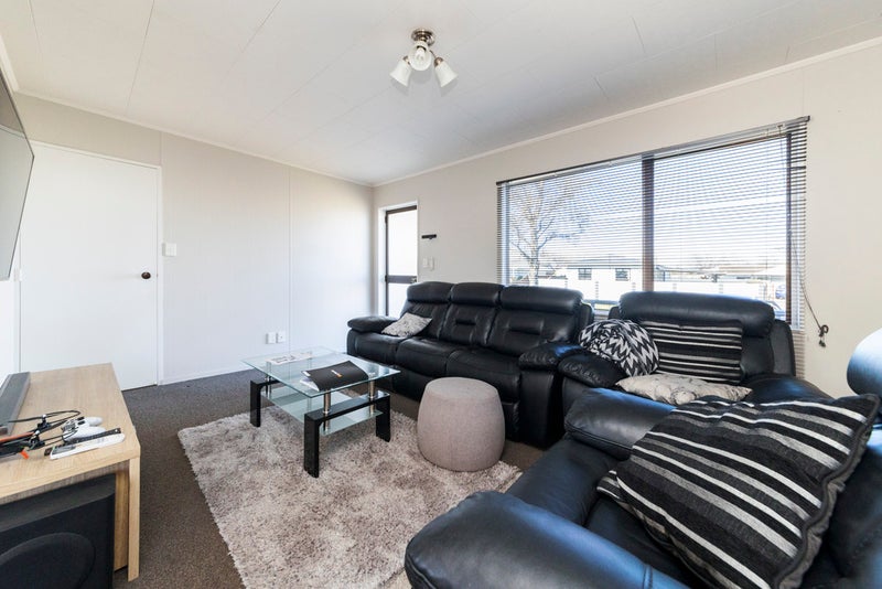 31 Peter Hall Drive, Kelvin Grove, Palmerston North - Carousel 2