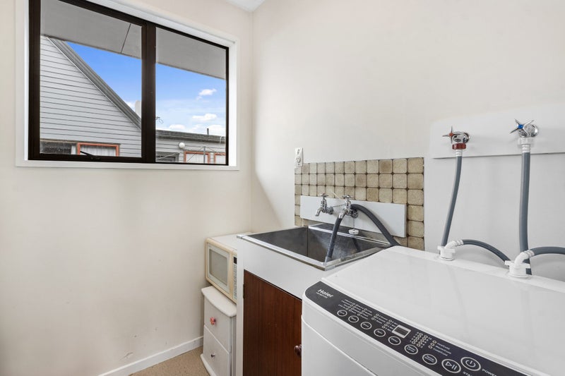 2/62 Highsted Road, Bishopdale, Christchurch - Carousel 12