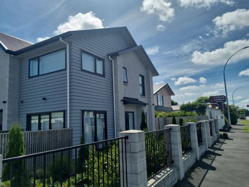 180 Ulster Street, Whitiora, Hamilton - Carousel 1