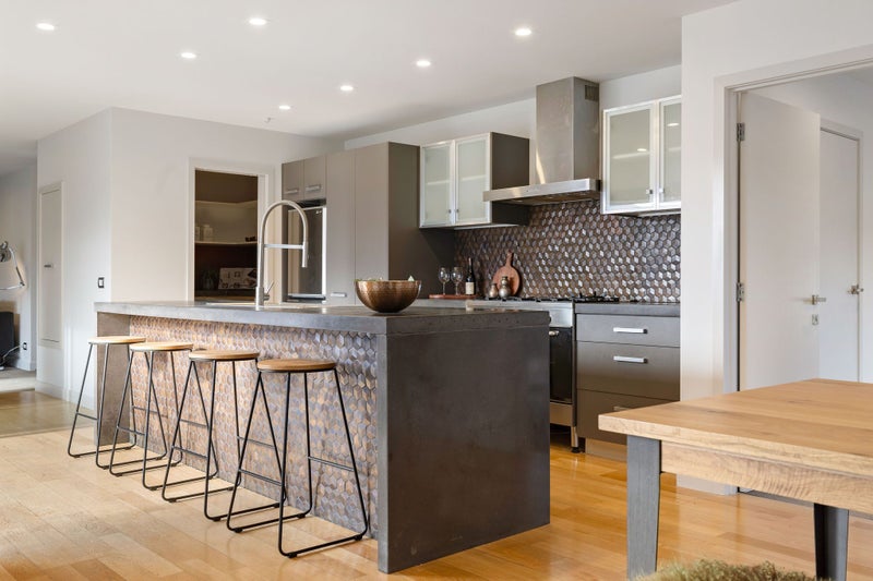 57 Howards Drive, Lake Hayes, Queenstown - Carousel 1