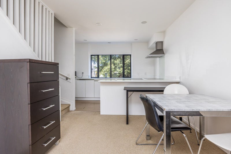 20 Sudbury Terrace, Parnell, Auckland - Carousel 2