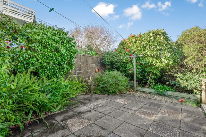 25 Bushey Way, Maungaraki, Lower Hutt - Carousel 25