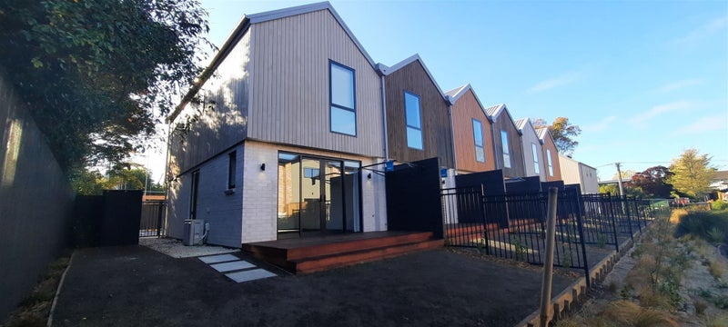 6/37 Webb Street, St Albans, Christchurch - Carousel 9
