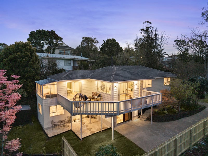 5 Gallony Avenue, Massey, Auckland - Carousel 1
