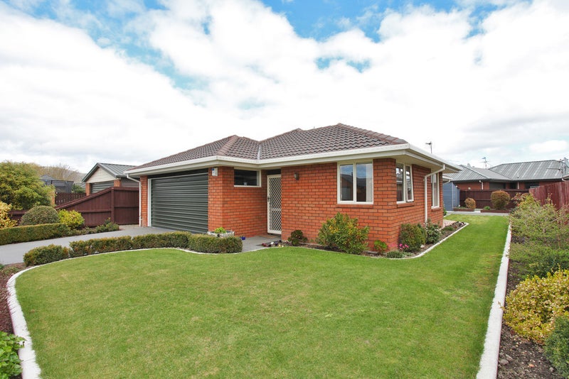 131 Bayswater Crescent, Bromley, Christchurch - Carousel 1