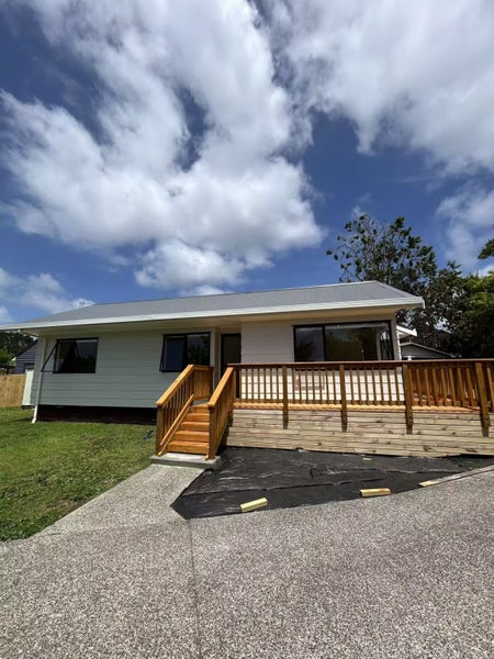 49 Rata Street, New Lynn, Auckland - Carousel 2