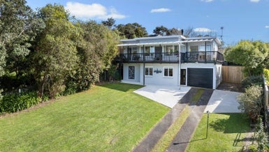 12 Rauhuia Crescent, Parau, Auckland - Carousel 1