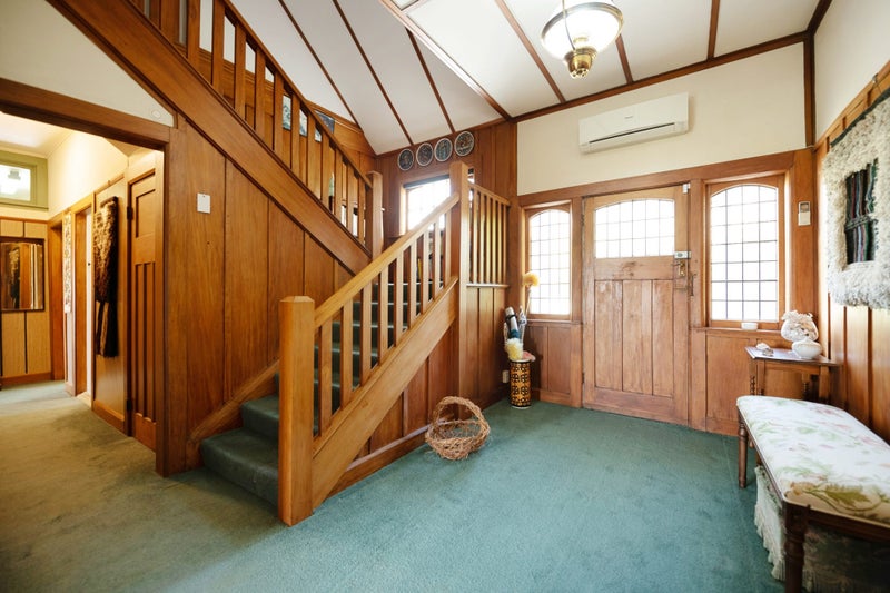 29 Rawhiti Terrace, Kelburn, Wellington - Carousel 2