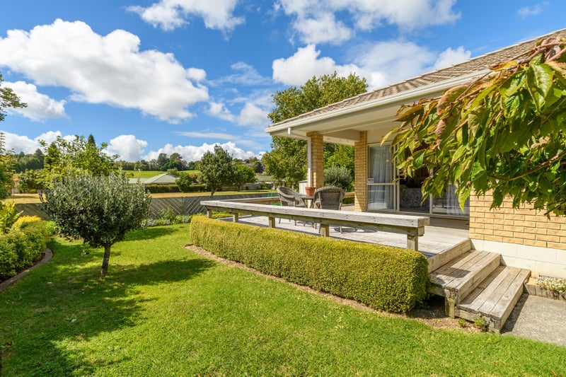 257 St Andrews Drive, Bethlehem, Tauranga - Carousel 1