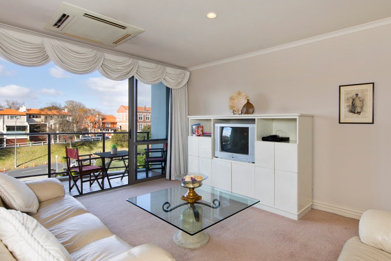308/135 Grafton Road, Grafton, Auckland - Carousel 2