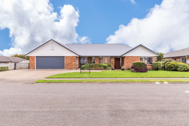 74 Hall Road, Ngongotaha, Rotorua - Carousel 1