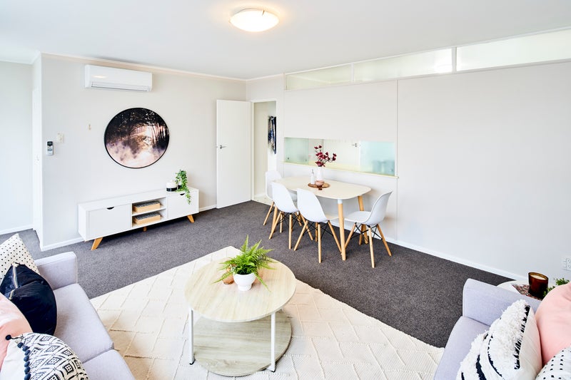 3/55 Apu Crescent, Lyall Bay, Wellington - Carousel 2