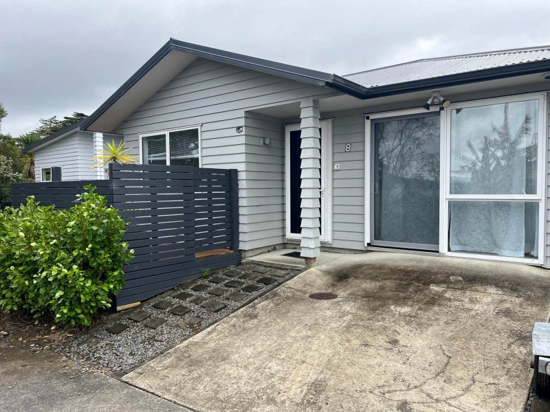 8 Sauterne Road, Kumeu - Carousel 1