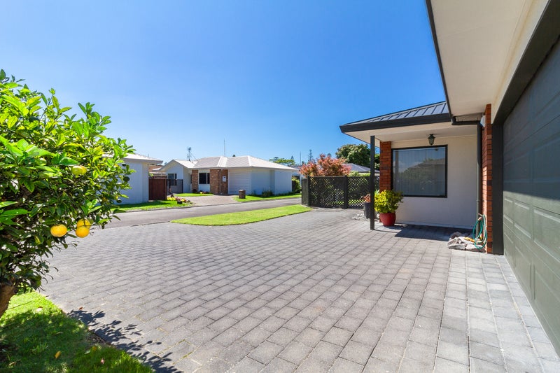 2/143 Nelson Crescent, Napier South, Napier - Carousel 17