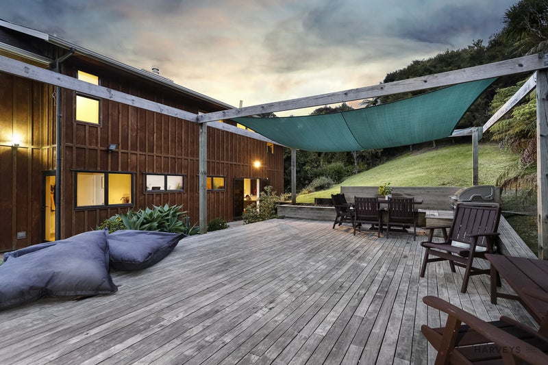 25 Cochran Road, Oratia, Auckland - Carousel 2