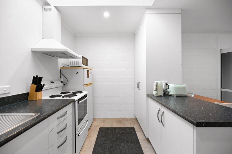 7/17 Wellington Street, Hamilton East, Hamilton - Carousel 2