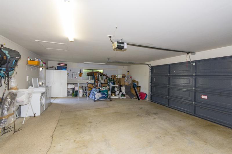 10 Silver Pine Avenue, Woodridge, Wellington - Carousel 8