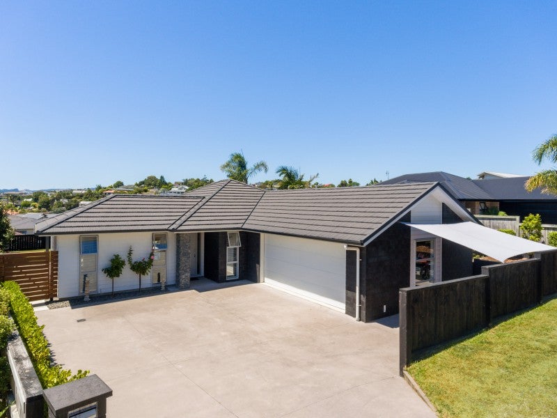 20 Kinmount Drive, Pyes Pa, Tauranga - Carousel 18