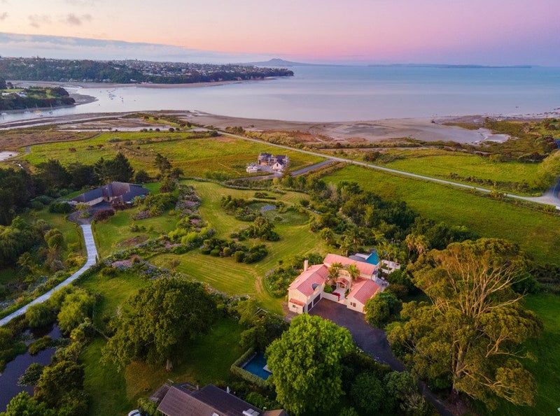 184 Potts Road, Whitford - Carousel 1