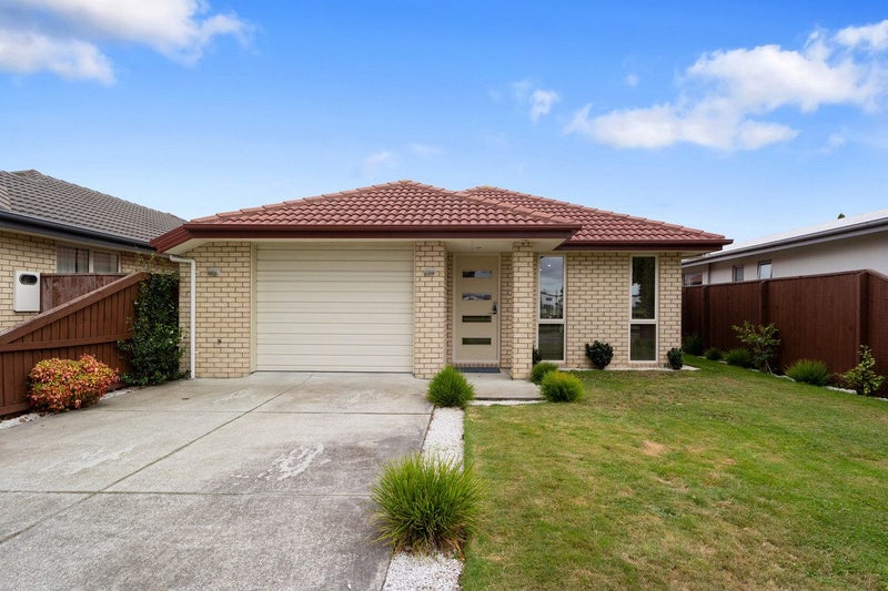 20 Little Oaks Drive, Yaldhurst, Christchurch - Carousel 1