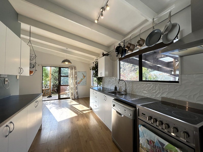 5 Waterdale Way, The Brook, Nelson - Carousel 2