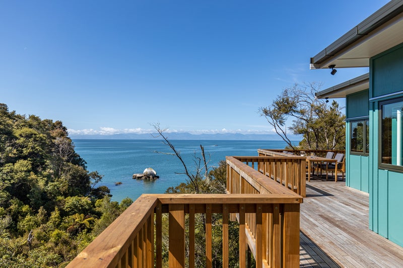 11 Moonraker Way, Kaiteriteri - Carousel 1
