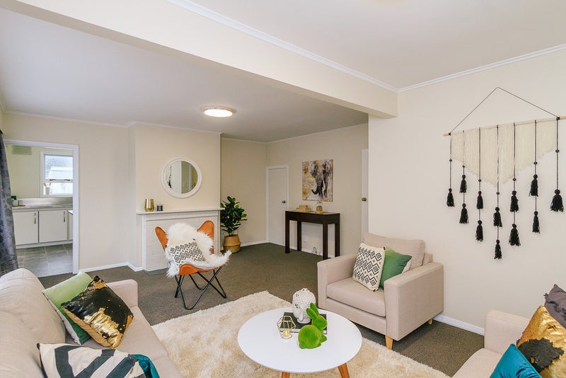 4 Tocker Street, Taita, Lower Hutt - Carousel 1