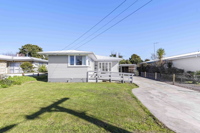 11 Masefield Drive, Enderley, Hamilton - Carousel 24