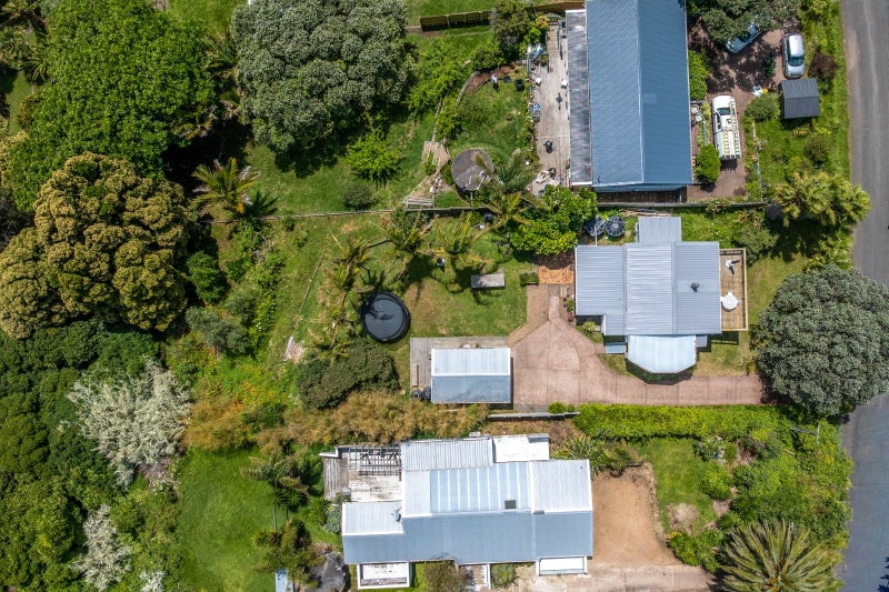 15 Wellington Road, Surfdale, Waiheke Island - Carousel 19