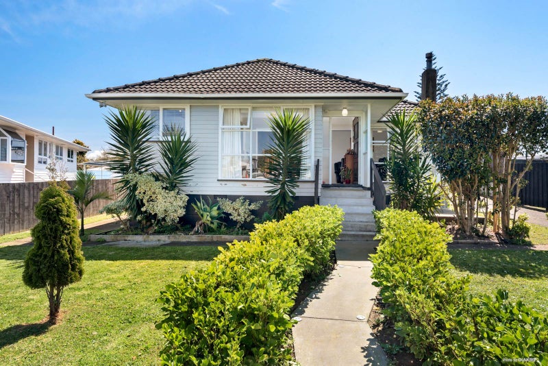 11 Rush Place, Mangere, Auckland - Carousel 2