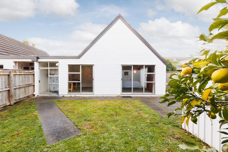 14 Seaton Court, Hokowhitu, Palmerston North - Carousel 17